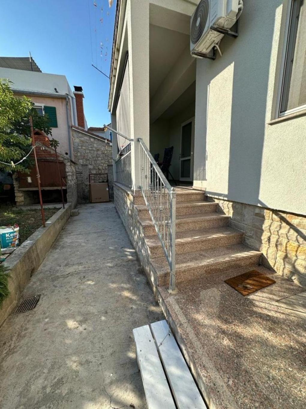 Apartment Denko بيتينا المظهر الخارجي الصورة
